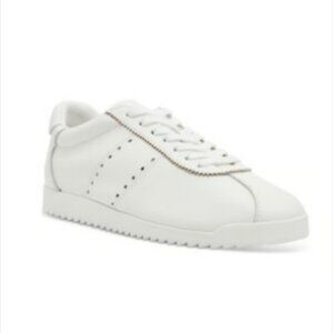 NWB Steve Madden women’s mirage lace up sneakers size 8.5